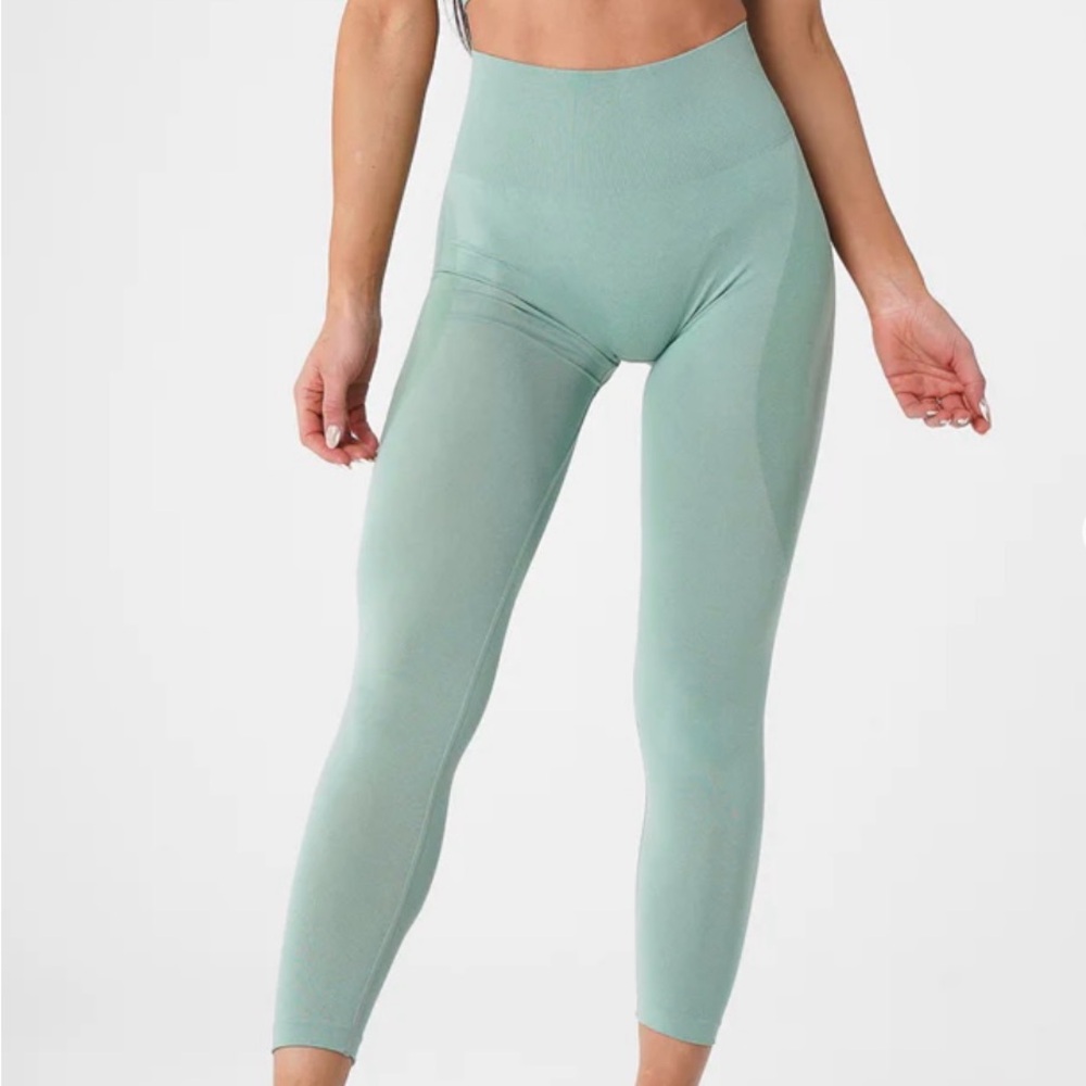 NVGTN Contour Seamless Leggings